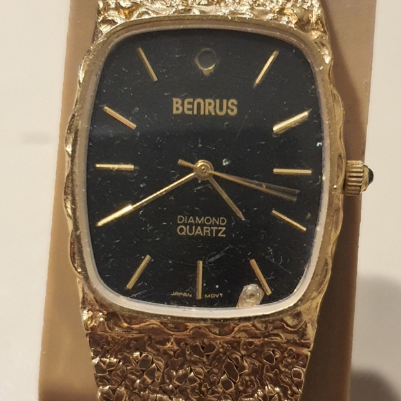 Vtg Benrus Goldtone/Black Diamond Nugget Style Men's Watch - Picture 1 of 4